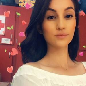 Meet your Posher, Maria